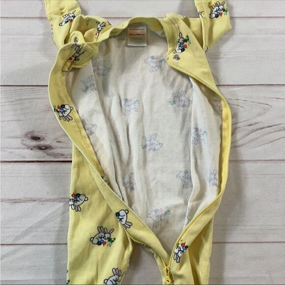 Hanna Andersson Yellow Bunny Zip Up Sleeper - Picture 6 of 7